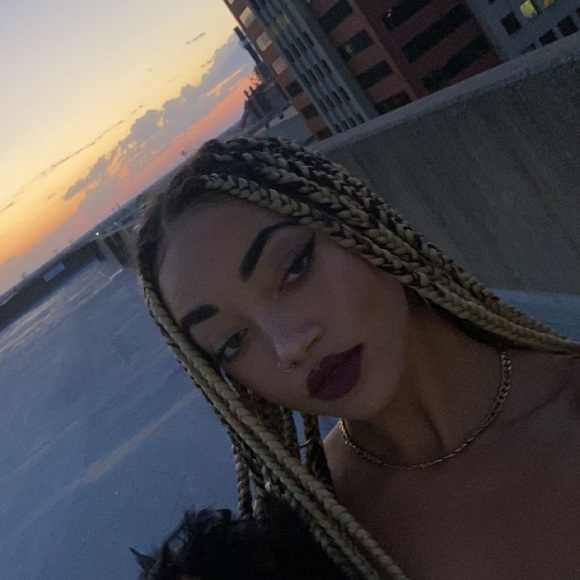 Meet your Posher, Jada - Picture 1 of 1